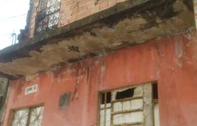 Imagem: A casa possui 3 Dormitórios, 2 Banheiros e está localizado