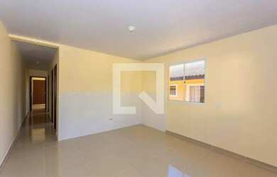 Imagem: O apartamento possui 3 Dormitórios, 1 Banheiro, 1 Vaga na garagem