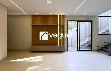 Imagem: A casa em condomínio possui 3 Dormitórios, 5 Banheiros, 4