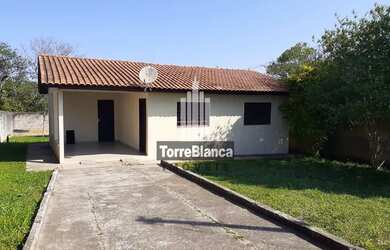 Imagem: A casa em condomínio possui 3 Dormitórios, 1 Banheiro, 5 Vagas