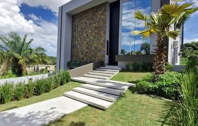 Imagem: A casa em condomínio possui 4 Dormitórios, 5 Banheiros, 2