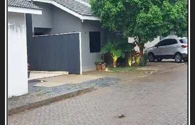 Imagem: A casa possui 1 Dormitório, 1 Banheiro, 114m² de Área e