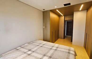 Imagem: A casa possui 3 Dormitórios, 4 Banheiros, 2 Vagas na garagem