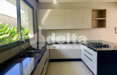 Imagem 4: Casa no condomínio Villa do Sol disponível para venda em Uberlândia-MG