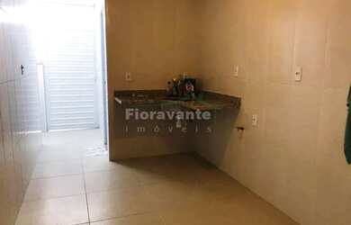 Imagem 6: Casa comercial, 4 salas, quintal, edícula, 3 vagas de garagem