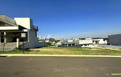 Imagem: O terreno possui 300m² de Área e está localizado em Jardim