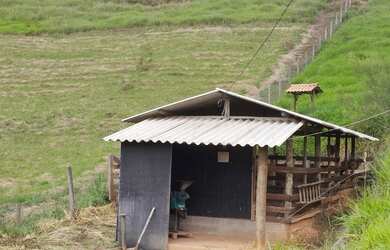 Imagem: A chácara possui 10m² de Área e está localizado em Paraibuna