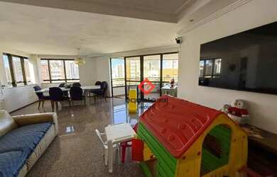 Imagem: O apartamento possui 3 Dormitórios, 4 Banheiros, 3 Vagas na