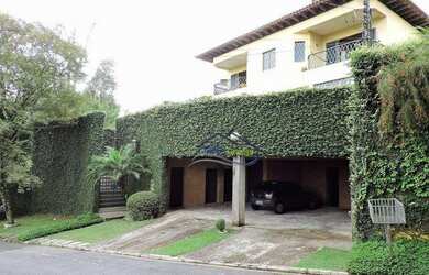 Imagem: A casa em condomínio possui 3 Dormitórios, 5 Banheiros, 4