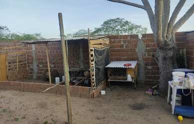 Imagem: A chácara possui Churrasqueira e Piscina e está localizado