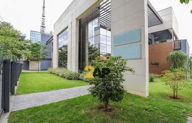 Imagem: O depósito possui 5 Vagas na garagem, 1.019m² de Área e