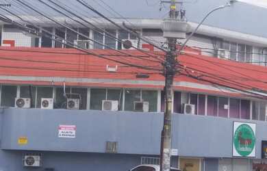 Imagem: O depósito possui 1 Vaga na garagem e 33m² de Área e está