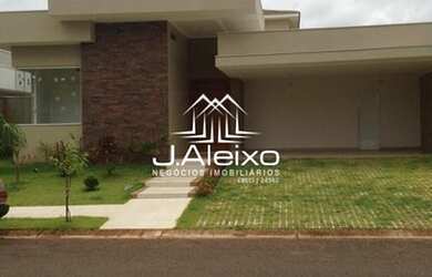 Imagem: A casa em condomínio possui 4 Dormitórios, 4 Banheiros, 4