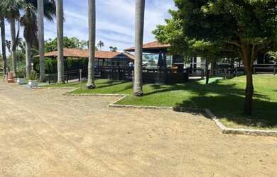 Imagem: O terreno possui 540m² de Área e está localizado em Parque