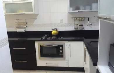 Imagem: O apartamento possui 2 Dormitórios, 2 Banheiros, 2 Vagas na