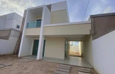 Imagem: A casa em condomínio possui 3 Dormitórios, 4 Banheiros, 2