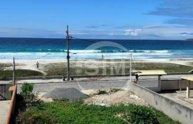 Imagem: A casa possui 4 Dormitórios, 1 Banheiro, 1 Vaga na garagem