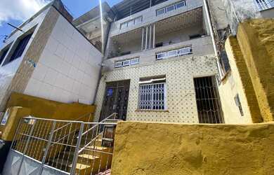 Imagem: A casa possui 3 Dormitórios, 1 Banheiro, 95m² de Área e