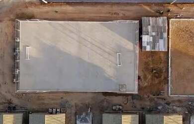 Imagem: A casa possui 2 Dormitórios, 1 Banheiro, 1 Vaga na garagem