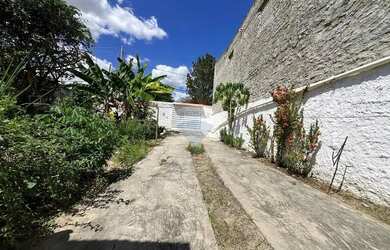 Imagem 3: VENDA DE CASA AMPLA, COM ESCRITURA PÚBLICA - 360M2 DE ÁREA E BEM LOCALIZADA