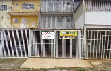 Imagem: A casa possui 5 Dormitórios, 4 Banheiros, 3 Vagas na garagem