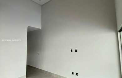 Imagem 16: Alto Padrão para Venda em Aparecida de Goiânia, Residencial Solar Central Park, 2 dormitór