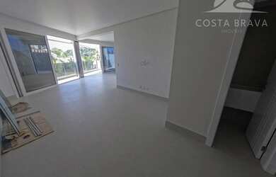 Imagem 10: Apto de alto padrão, localizado de frente para o mar