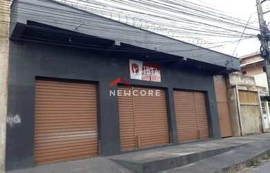 Imagem: O depósito possui 1 Vaga na garagem e 120m² de Área e está