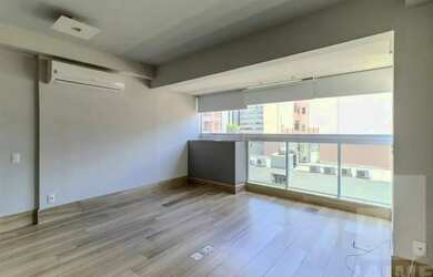 Imagem: O depósito possui 1 Vaga na garagem, 34m² de Área e está