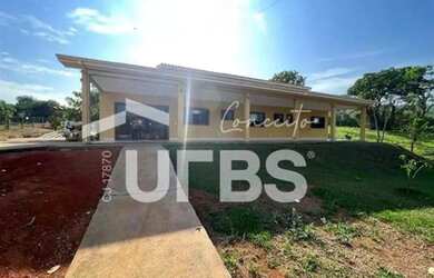 Imagem 2: Casa térrea à venda no Condomínio Águas da Serra- Hidrolândia frente...