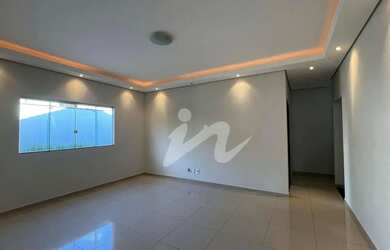 Imagem: O depósito possui 3 Vagas na garagem, 199m² de Área e está