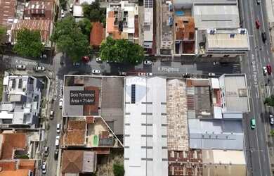 Imagem: O depósito possui 5 Vagas na garagem e 714m² de Área e está