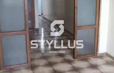 Imagem: O apartamento possui 1 Dormitório, 1 Banheiro, 35m² de Área