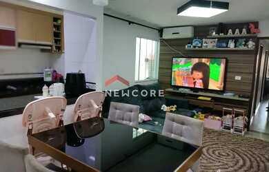 Imagem: O apartamento possui 3 Dormitórios, 2 Banheiros, 2 Vagas na