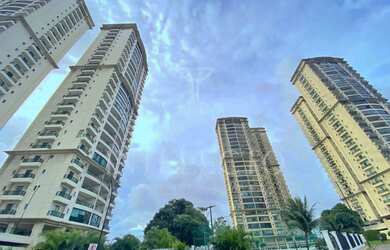 Imagem: O apartamento possui 3 Dormitórios, 1 Banheiro, 2 Vagas na