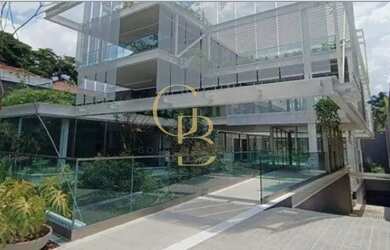 Imagem: O depósito possui 5 Vagas na garagem, 2.590m² de Área e