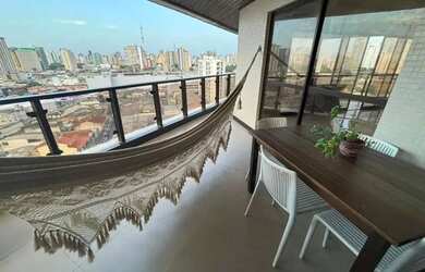 Imagem: O apartamento possui 4 Dormitórios, 5 Banheiros, 3 Vagas na