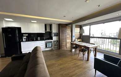 Imagem: O apartamento possui 1 Dormitório, 1 Banheiro, 1 Vaga na garagem