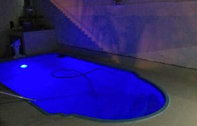 Imagem: A casa possui 2 Dormitórios, 3 Banheiros, 2 Vagas na garagem