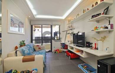 Imagem: O apartamento possui 3 Dormitórios, 3 Banheiros, 2 Vagas na