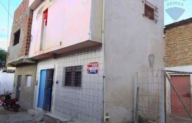 Imagem: A casa possui 2 Dormitórios, 1 Banheiro e 90m² de Área e