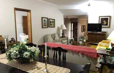 Imagem 5: Casa de 298 metros quadrados no bairro Jardim Planalto com 3 quartos