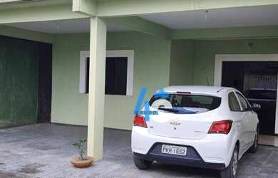 Imagem: A casa em condomínio possui 3 Dormitórios, 3 Banheiros, 4