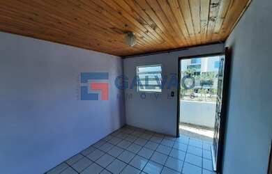 Imagem: A casa possui 1 Dormitório, 1 Banheiro, 50m² de Área e Varanda