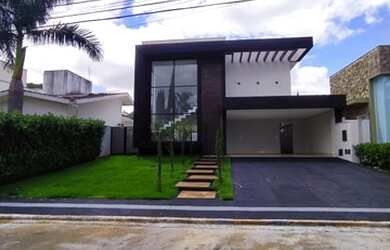 Imagem: A casa em condomínio possui 4 Dormitórios, 5 Banheiros, 4