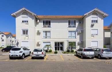 Imagem: O apartamento possui 3 Dormitórios, 1 Banheiro, 1 Vaga na garagem