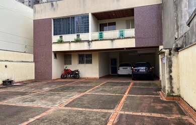 Imagem: O apartamento possui 1 Dormitório, 2 Banheiros, 1 Vaga na garagem