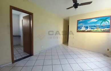 Imagem: O apartamento possui 3 Dormitórios, 1 Banheiro, 1 Vaga na garagem