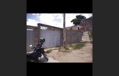 Imagem: O terreno possui 200m² de Área e está localizado em Jardim