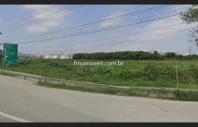 Imagem: O depósito possui 93.003m² de Área e está localizado em